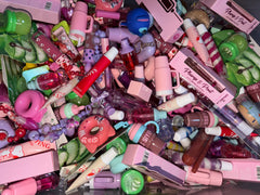 Lip Gloss Scoop Mystery Bundle | 16–20 Piece Makeup Scoop with Lip Gloss, Lipstick & Lip Liner